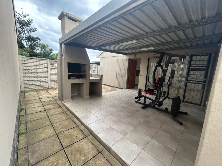 2 Bedroom Property for Sale in Gonubie Eastern Cape